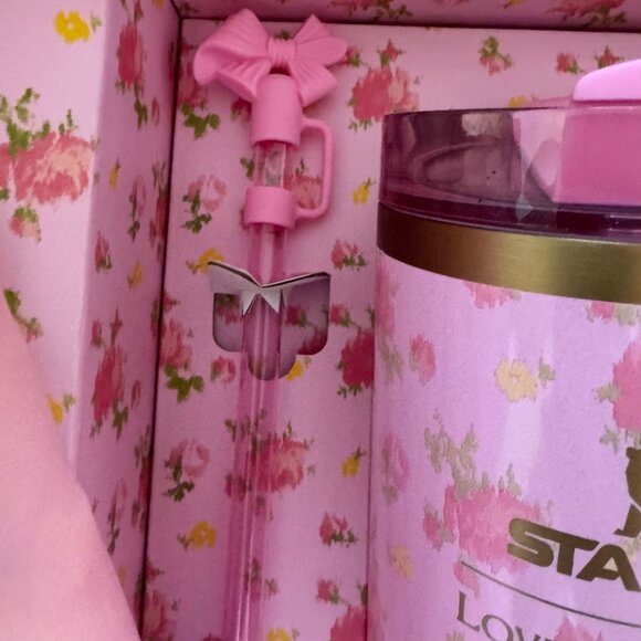 LoveShackFancy x Stanley 20 oz Quencher H.20 Tumbler BNIB - Picture 4 of 7